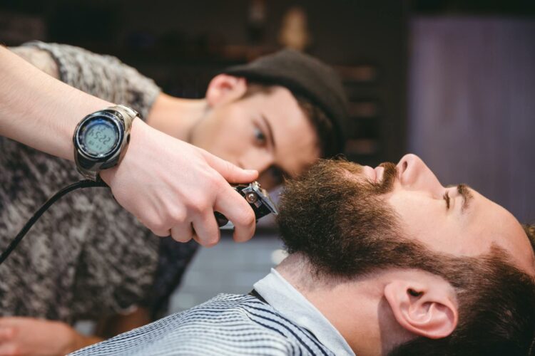 alt= tondeuse barbe homme